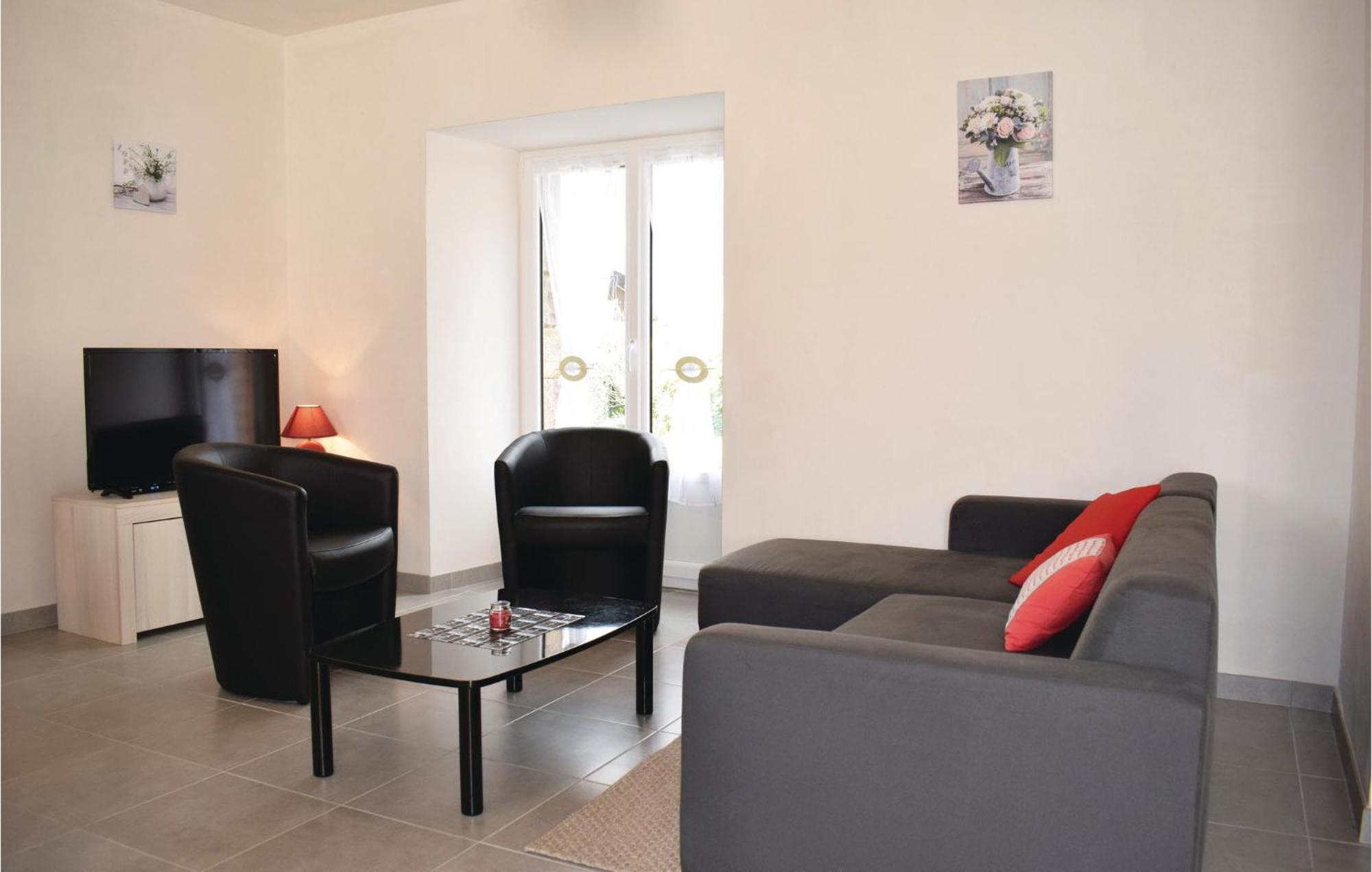 Gorgeous Home In Saint Alban With Kitchen エクステリア 写真